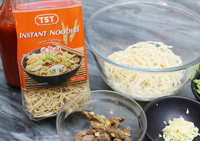 Como cozinhar macarrão instantâneo